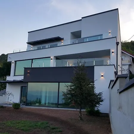 Holiday Villas