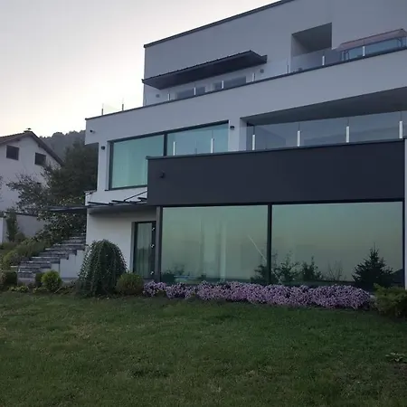Holiday Villas Villa *